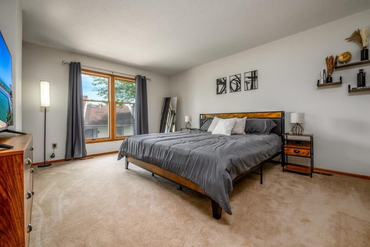 Family Friendly And Quite 2 Bedroom Condo Close To Fun Fort Wayne Exterior foto